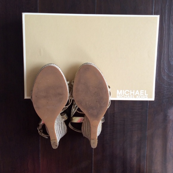 Michael Kors ‘Summer Wedge’ Sandals - Picture 8 of 8